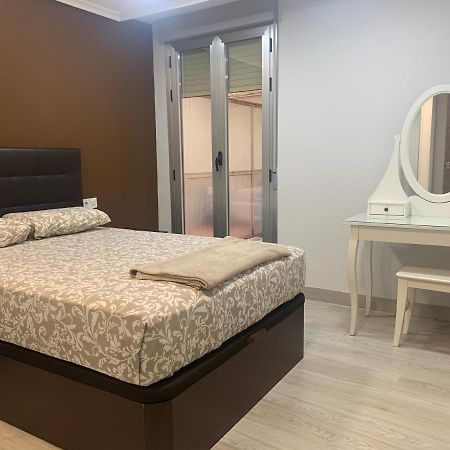 Apartamento Deluxe, 4 Habitaciones, Parking Madrid Bagian luar foto