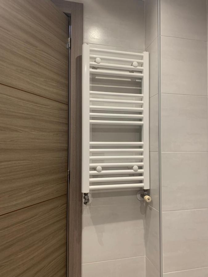 Apartamento Deluxe, 4 Habitaciones, Parking Madrid Bagian luar foto