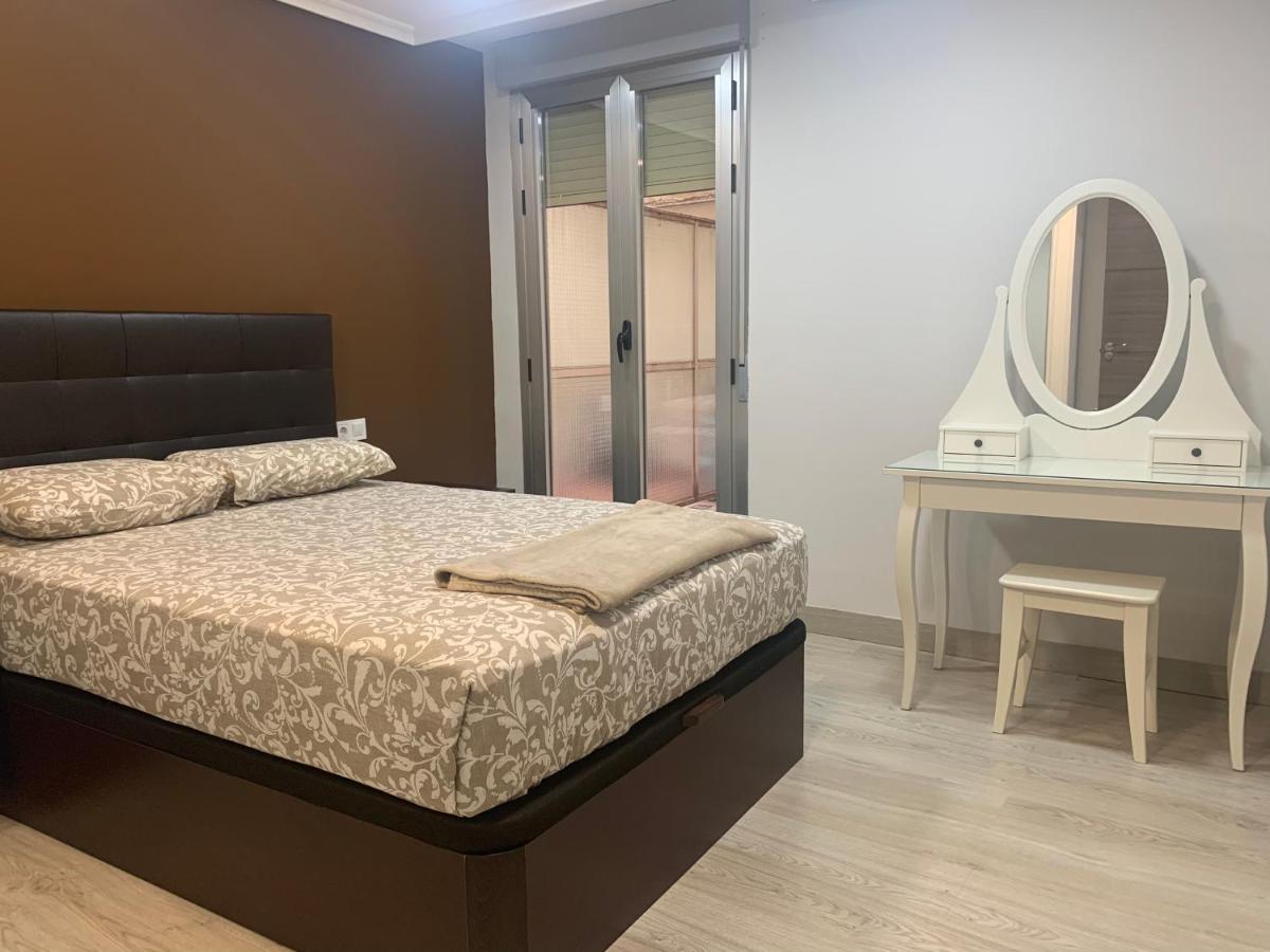 Apartamento Deluxe, 4 Habitaciones, Parking Madrid Bagian luar foto