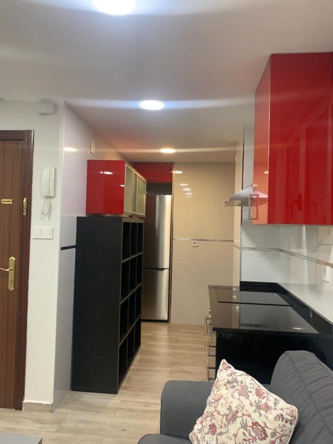 Apartamento Deluxe, 4 Habitaciones, Parking Madrid Bagian luar foto