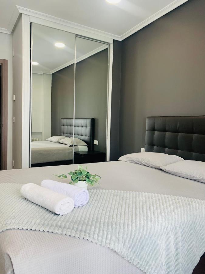 Apartamento Deluxe, 4 Habitaciones, Parking Madrid Bagian luar foto